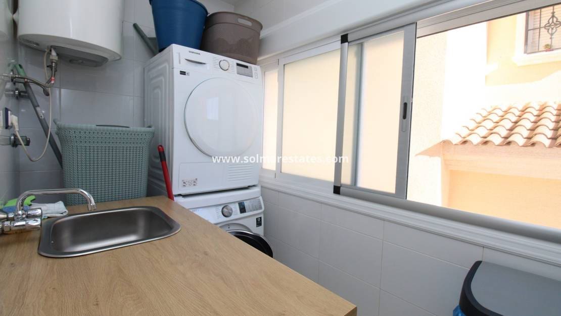 4 camera da letto Villetta Bifamiliare in vendita in San Miguel de Salinas con piscina - 239.995 € (Rif: 9352125)
