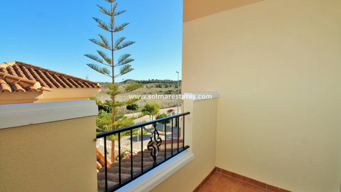 4 camera da letto Villetta Bifamiliare in vendita in San Miguel de Salinas con piscina - 239.995 € (Rif: 9352125)