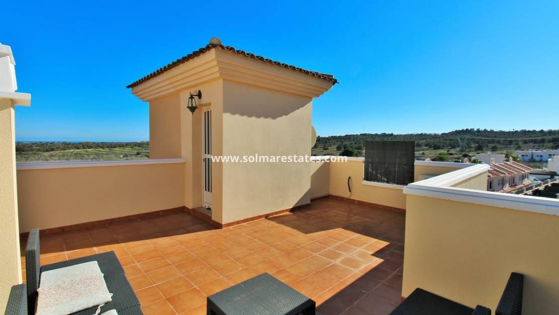 4 camera da letto Villetta Bifamiliare in vendita in San Miguel de Salinas con piscina - 239.995 € (Rif: 9352125)