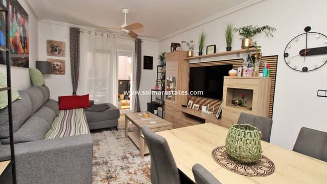 4 makuuhuone Paritalo myytävänä paikassa San Miguel de Salinas mukana uima-altaan - 239 995 € (Ref: 9352125)