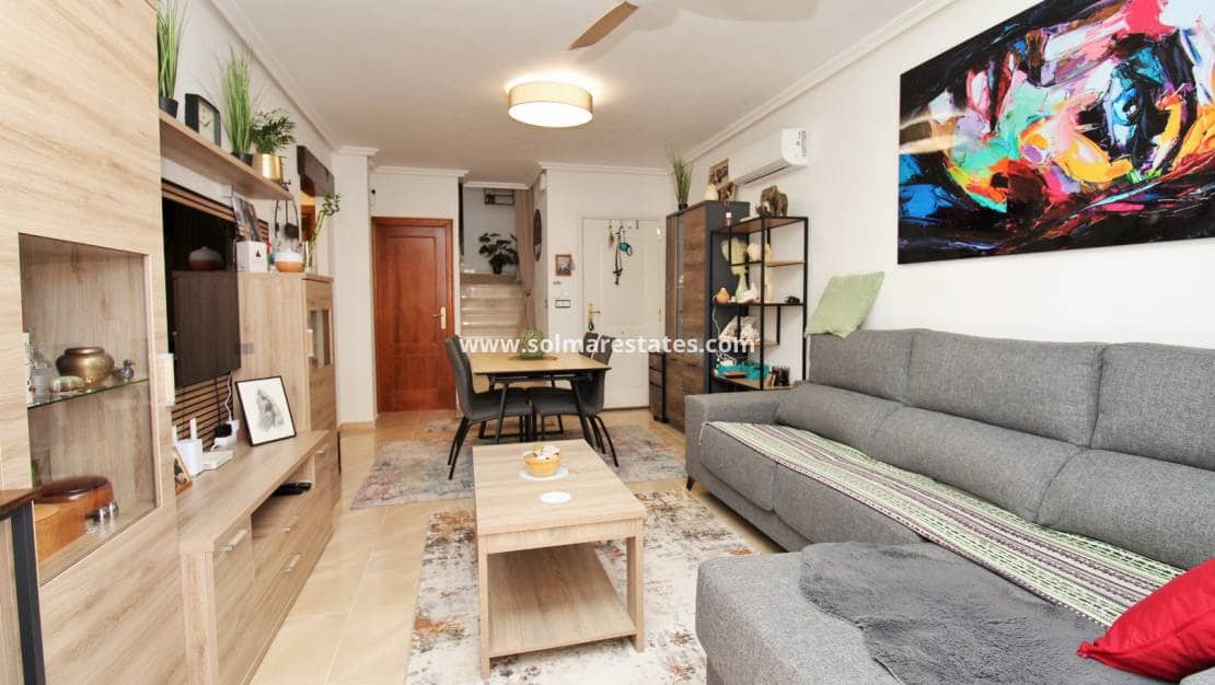 4 camera da letto Villetta Bifamiliare in vendita in San Miguel de Salinas con piscina - 239.995 € (Rif: 9352125)