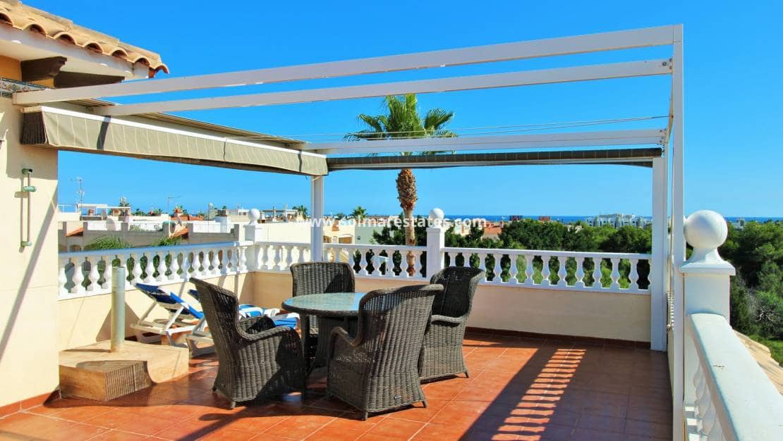 4 sovrum Villa till salu i Playa Flamenca med pool - 379 000 € (Ref: 9357490)