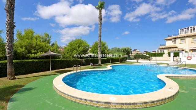 4 sovrum Villa till salu i Playa Flamenca, Orihuela med pool - 379 000 € (Ref: 9357490)