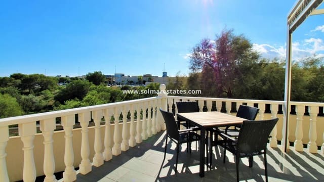 4 sovrum Villa till salu i Playa Flamenca, Orihuela med pool - 379 000 € (Ref: 9357490)