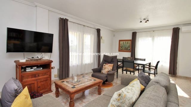 4 sovrum Villa till salu i Playa Flamenca, Orihuela med pool - 379 000 € (Ref: 9357490)