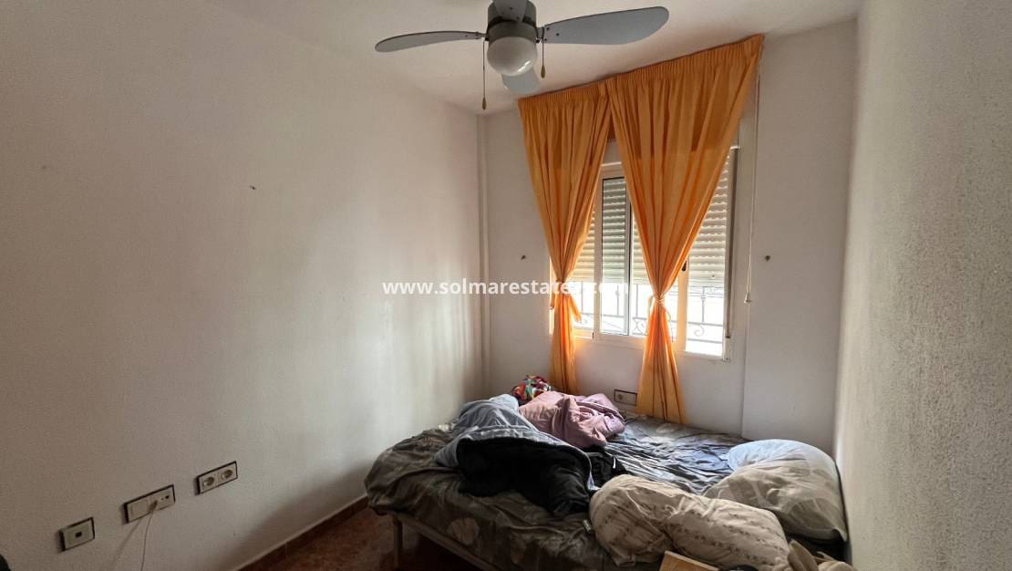 2 Zimmer Apartment zu verkaufen in Los Altos mit Pool - 139.995 € (Ref: 9357492)