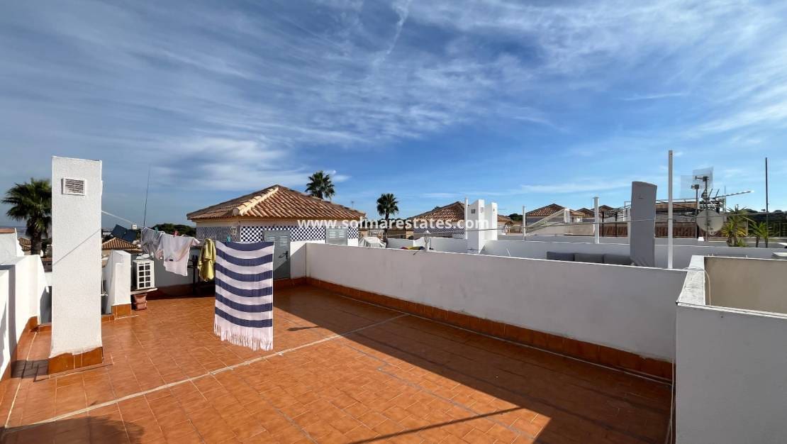 2 Zimmer Apartment zu verkaufen in Los Altos mit Pool - 139.995 € (Ref: 9357492)