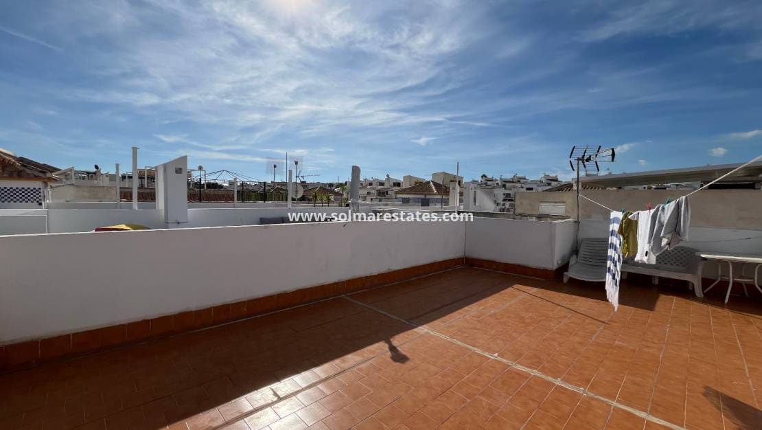 2 Zimmer Apartment zu verkaufen in Los Altos mit Pool - 139.995 € (Ref: 9357492)