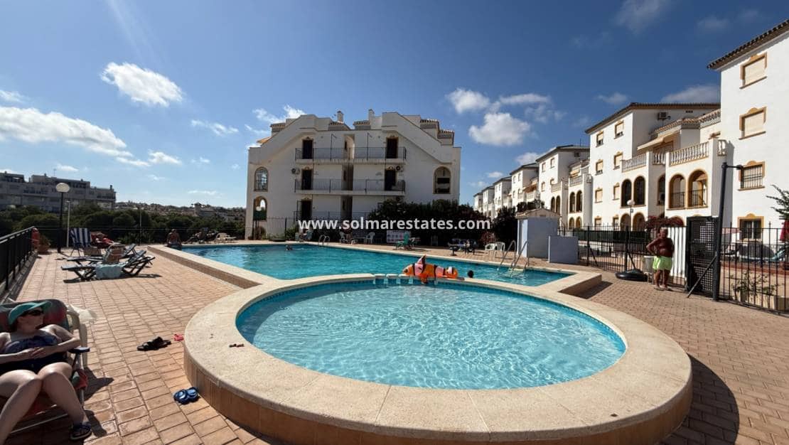 3 bedroom Apartment for sale in La Zenia with pool - € 204,900 (Ref: 9363009)