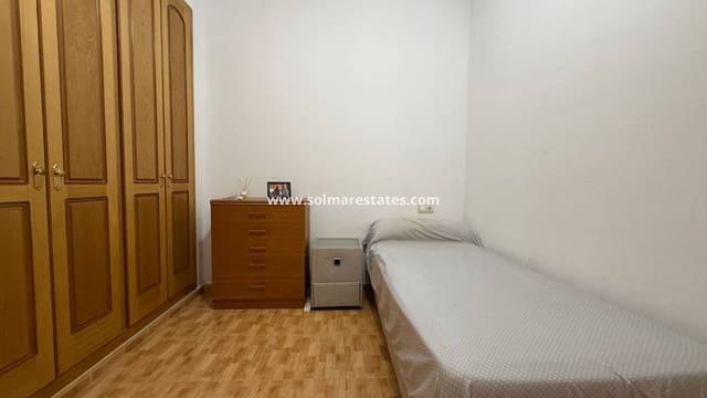 Apartamento de 2 habitaciones en San Miguel de Salinas en venta con piscina - 105.000 € (Ref: 9363010)