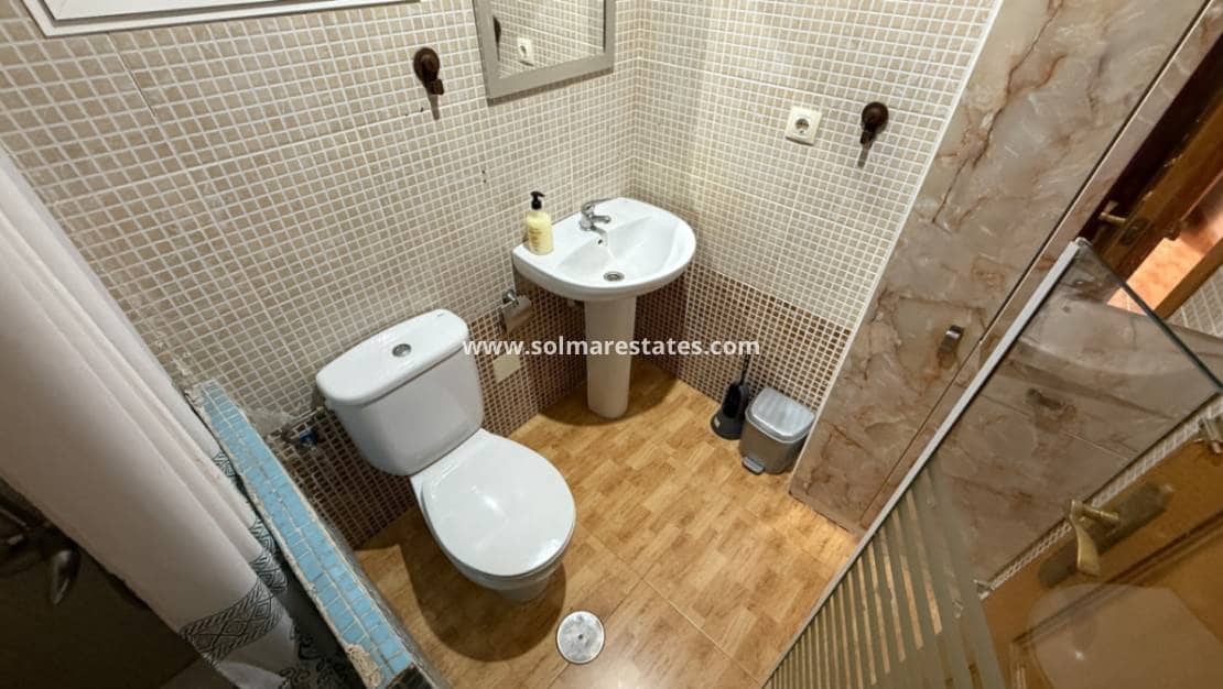 2 bedroom Apartment for sale in San Miguel de Salinas with pool - € 105,000 (Ref: 9363010)