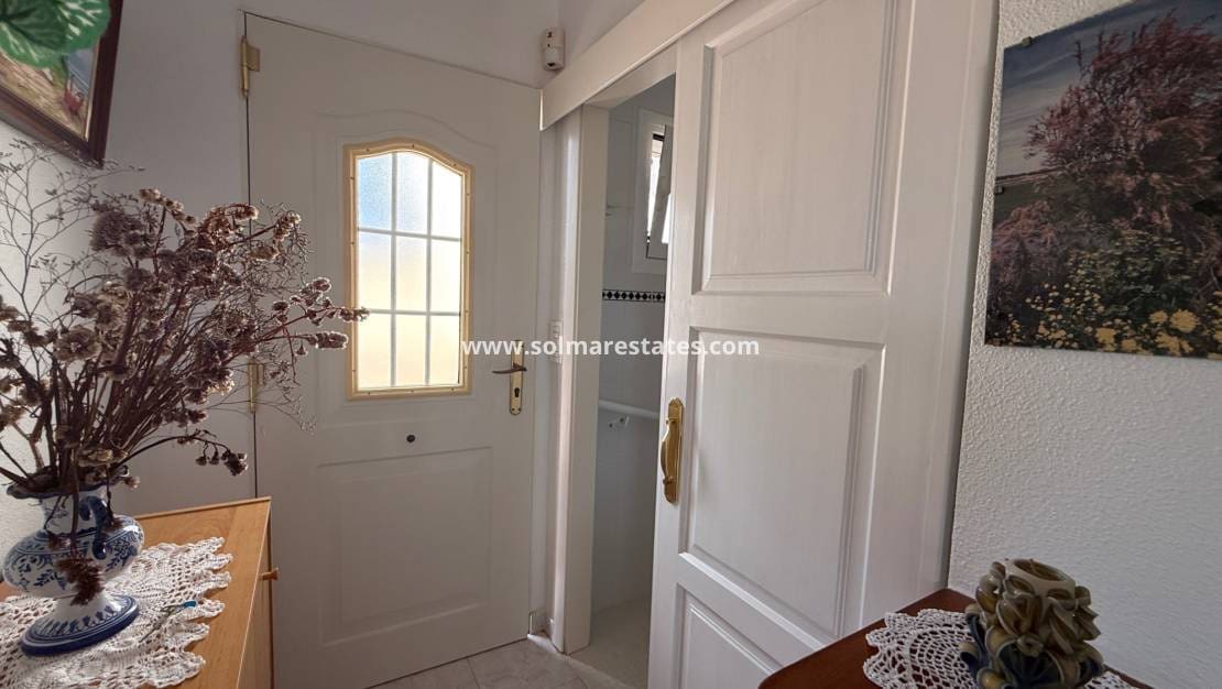 2 bedroom Townhouse for sale in Villamartin with pool - € 199,900 (Ref: 9363011)