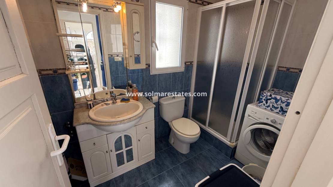 2 bedroom Townhouse for sale in Villamartin with pool - € 199,900 (Ref: 9363011)