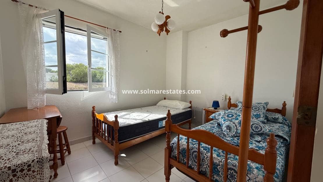 2 bedroom Townhouse for sale in Villamartin with pool - € 199,900 (Ref: 9363011)