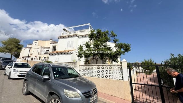 2 quarto Casa em Banda para venda em Villamartin, Orihuela com piscina - 199 900 € (Ref: 9363011)