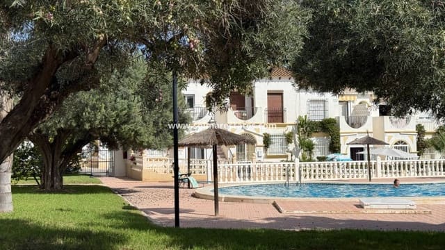 2 quarto Casa em Banda para venda em Villamartin, Orihuela com piscina - 199 900 € (Ref: 9363011)