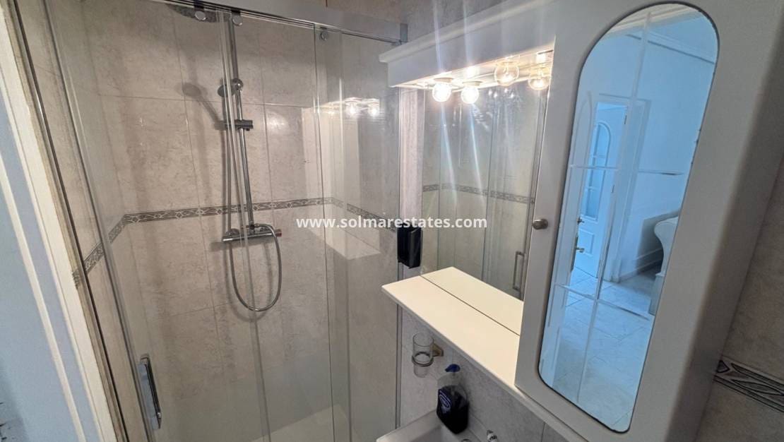 2 quarto Casa em Banda para venda em Ciudad Quesada com piscina - 189 995 € (Ref: 9363012)