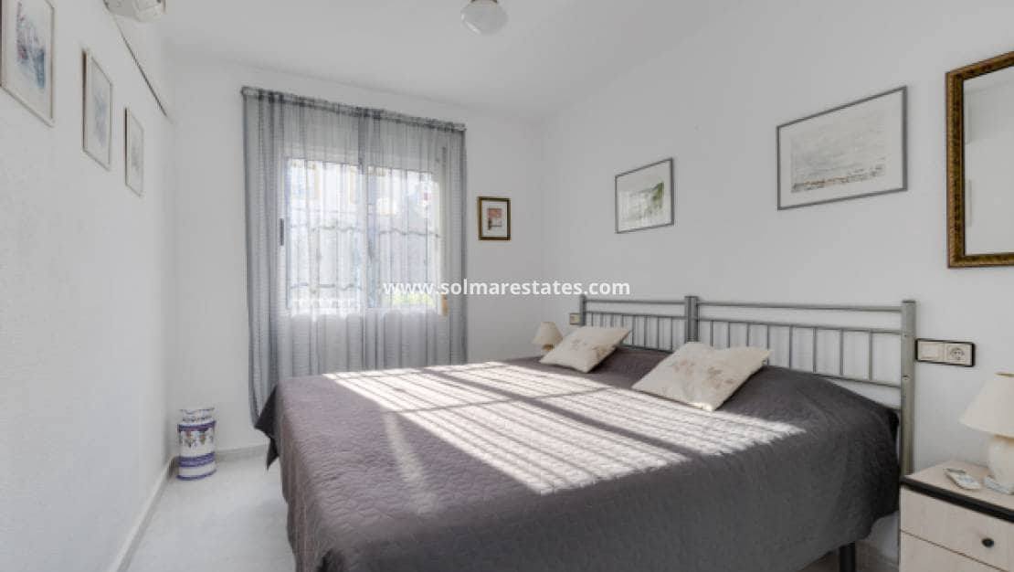 3 soveværelse Lejlighed til salg i La Florida med swimmingpool - € 174.900 (Ref: 9363014)