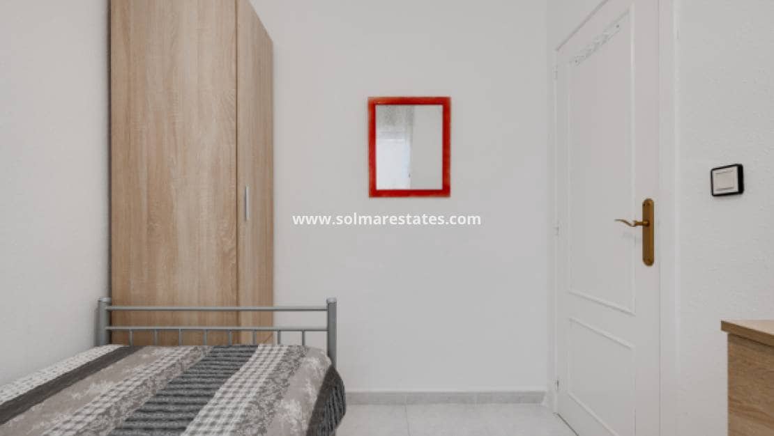 3 soveværelse Lejlighed til salg i La Florida med swimmingpool - € 174.900 (Ref: 9363014)