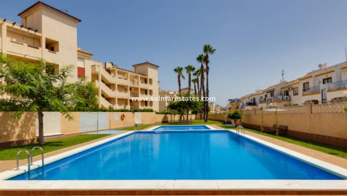 3 soveværelse Lejlighed til salg i La Florida med swimmingpool - € 174.900 (Ref: 9363014)