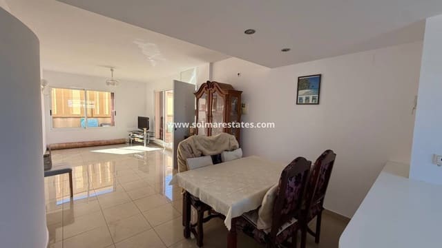 2 Zimmer Apartment zu verkaufen in Playa Flamenca, Orihuela mit Pool - 210.000 € (Ref: 9363015)