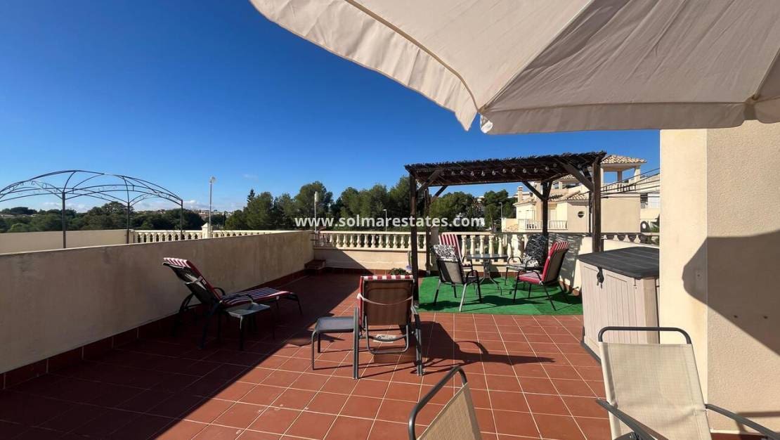 2 chambre Bungalow à vendre à Algorfa avec piscine - 150 000 € (Ref: 9363016)
