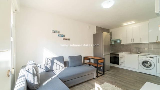 Apartamento de 1 habitación en Los Balcones en venta con piscina - 109.000 € (Ref: 9363017)