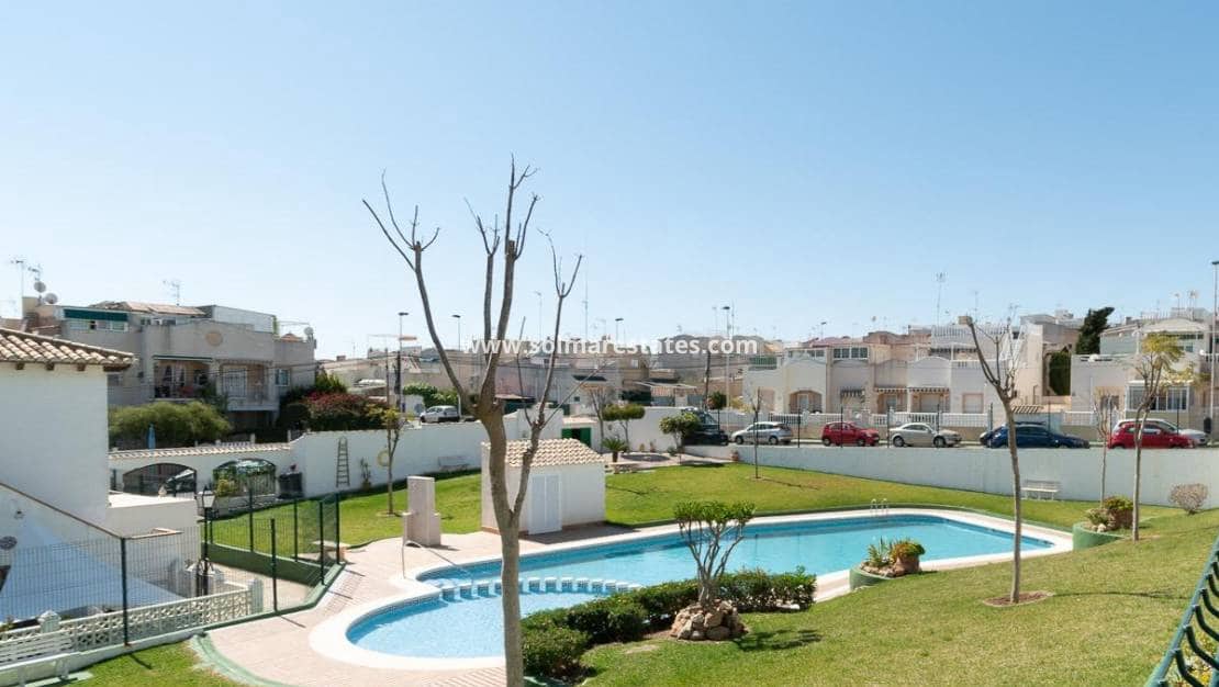 Apartamento de 1 habitación en Los Balcones en venta con piscina - 109.000 € (Ref: 9363017)