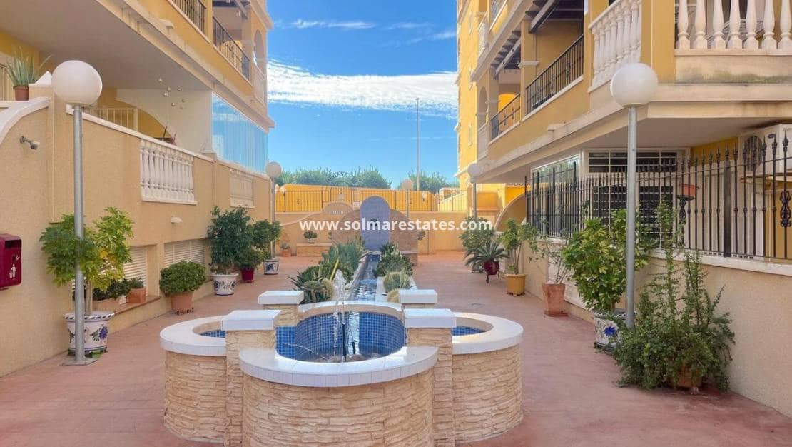 2 sovrum Lägenhet till salu i Algorfa med pool - 130 000 € (Ref: 9363018)