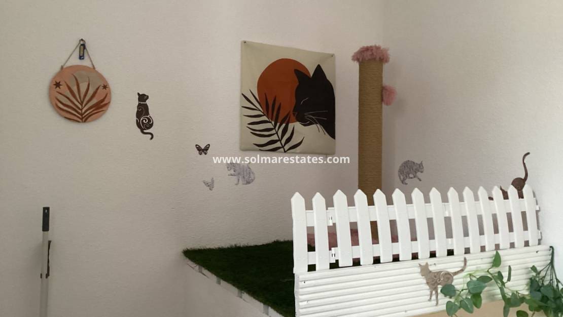 3 soverom Rekkehus til salgs i Los Altos med svømmebasseng - € 265 000 (Ref: 9363212)