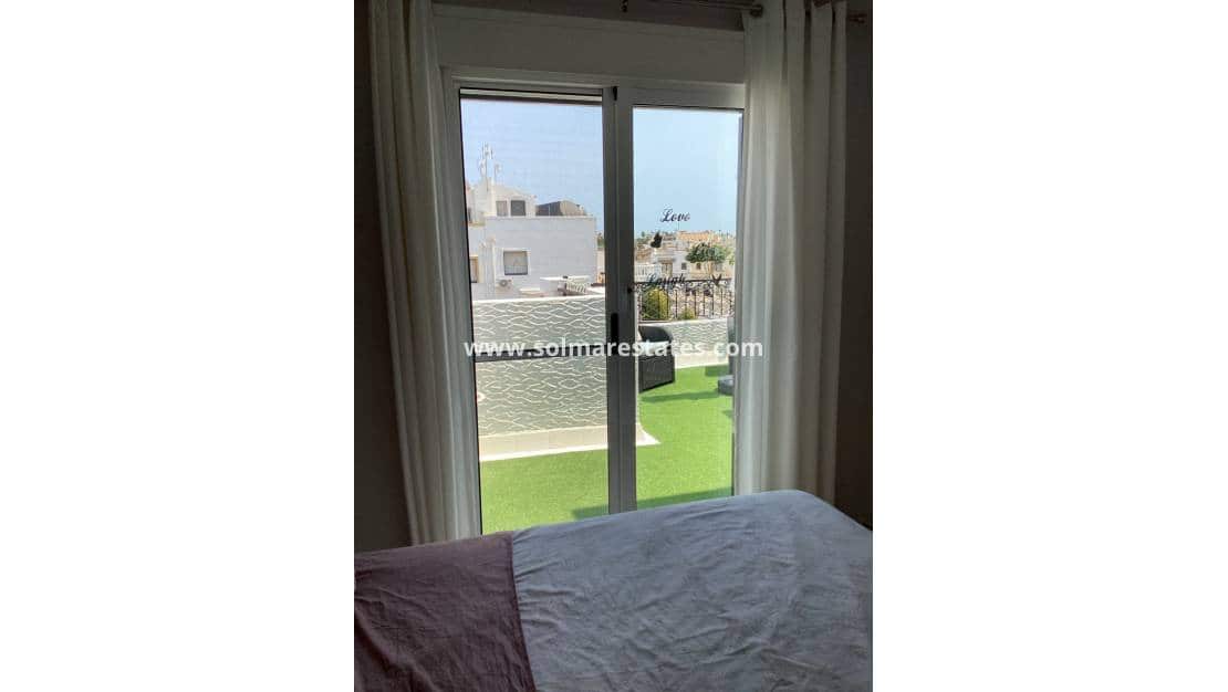 3 soverom Rekkehus til salgs i Los Altos med svømmebasseng - € 265 000 (Ref: 9363212)