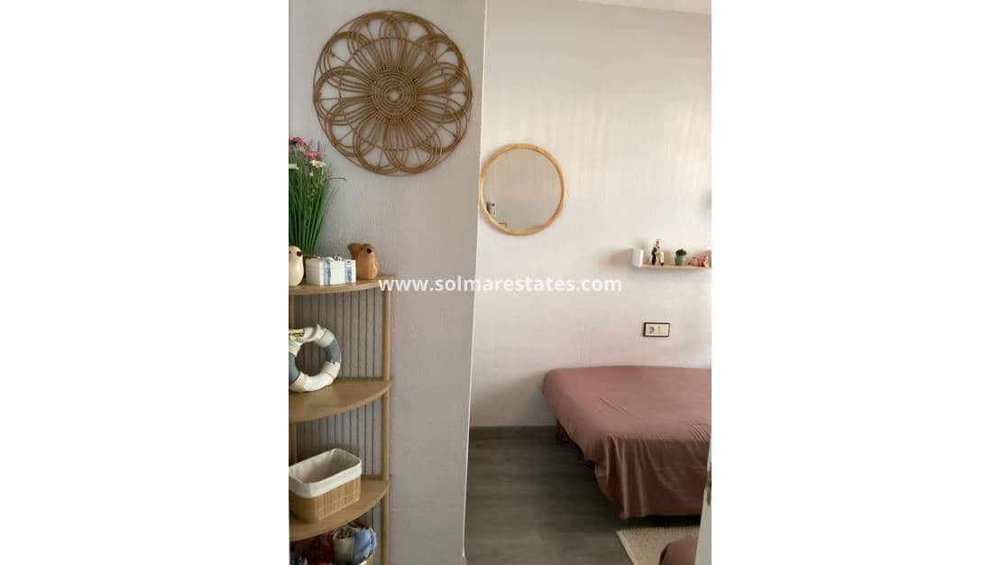 3 soverom Rekkehus til salgs i Los Altos med svømmebasseng - € 265 000 (Ref: 9363212)