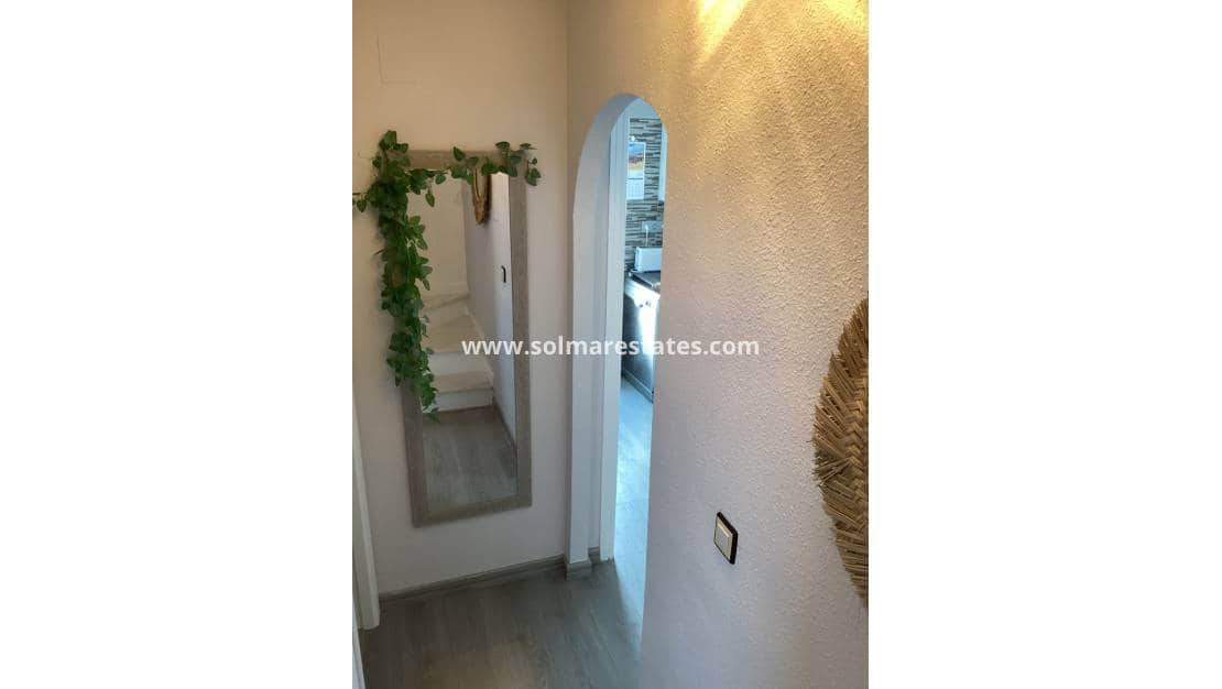 3 soverom Rekkehus til salgs i Los Altos med svømmebasseng - € 265 000 (Ref: 9363212)