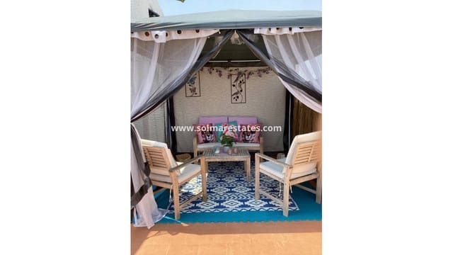 3 soverom Rekkehus til salgs i Los Altos med svømmebasseng - € 265 000 (Ref: 9363212)