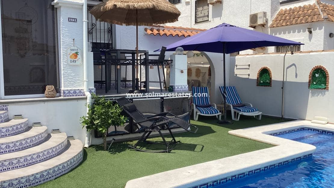 3 soverom Rekkehus til salgs i Los Altos med svømmebasseng - € 265 000 (Ref: 9363212)