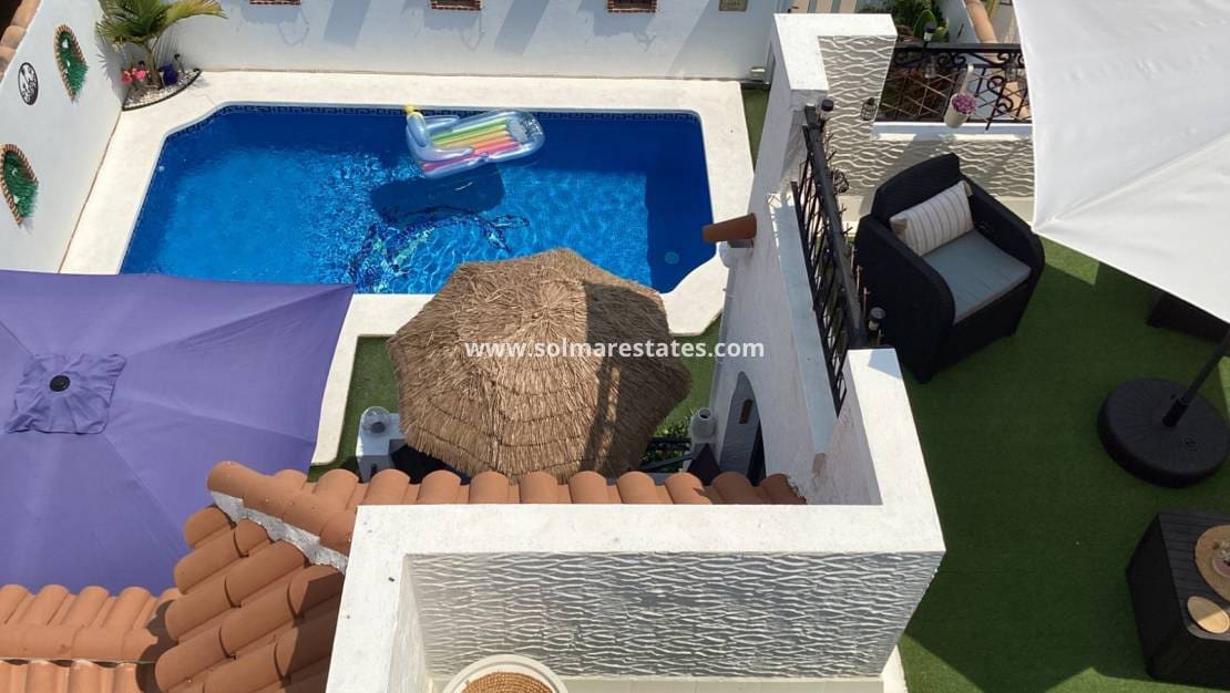 3 soverom Rekkehus til salgs i Los Altos med svømmebasseng - € 265 000 (Ref: 9363212)