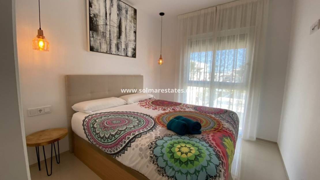 2 Zimmer Apartment zu verkaufen in Ciudad Quesada mit Pool - 299.900 € (Ref: 9369371)