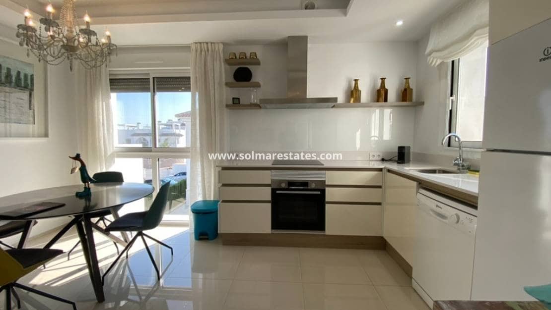 2 Zimmer Apartment zu verkaufen in Ciudad Quesada mit Pool - 299.900 € (Ref: 9369371)