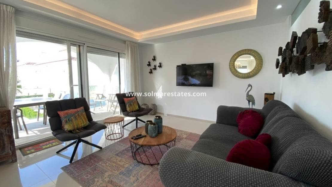 2 Zimmer Apartment zu verkaufen in Ciudad Quesada mit Pool - 299.900 € (Ref: 9369371)