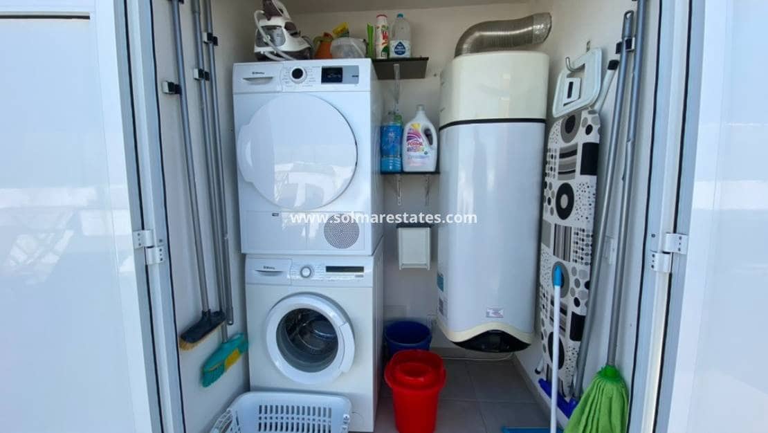 2 Zimmer Apartment zu verkaufen in Ciudad Quesada mit Pool - 299.900 € (Ref: 9369371)