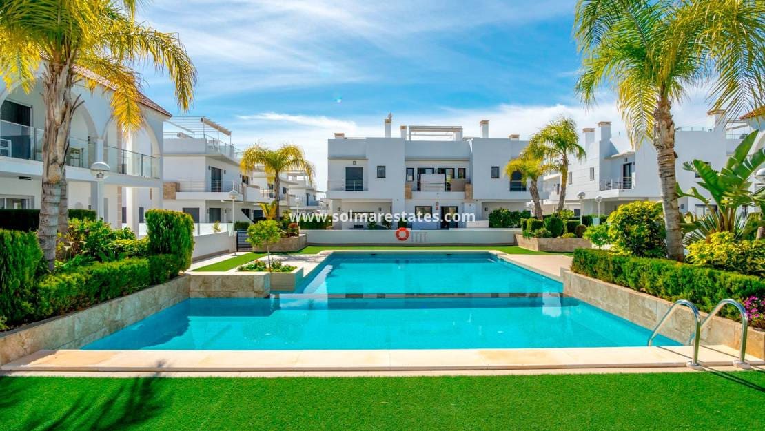 2 chambre Appartement à vendre à Dona Pepa avec piscine - 270 000 € (Ref: 9369372)