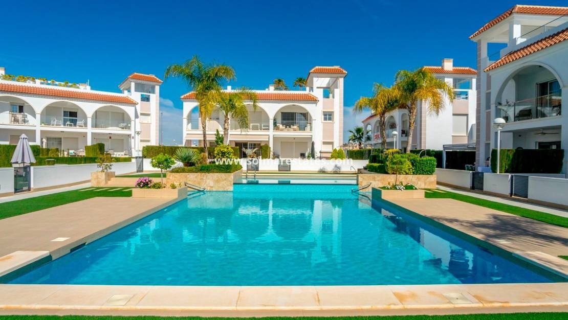 2 chambre Appartement à vendre à Dona Pepa avec piscine - 270 000 € (Ref: 9369372)