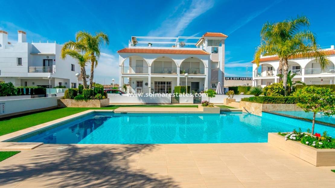 2 chambre Appartement à vendre à Dona Pepa avec piscine - 270 000 € (Ref: 9369372)