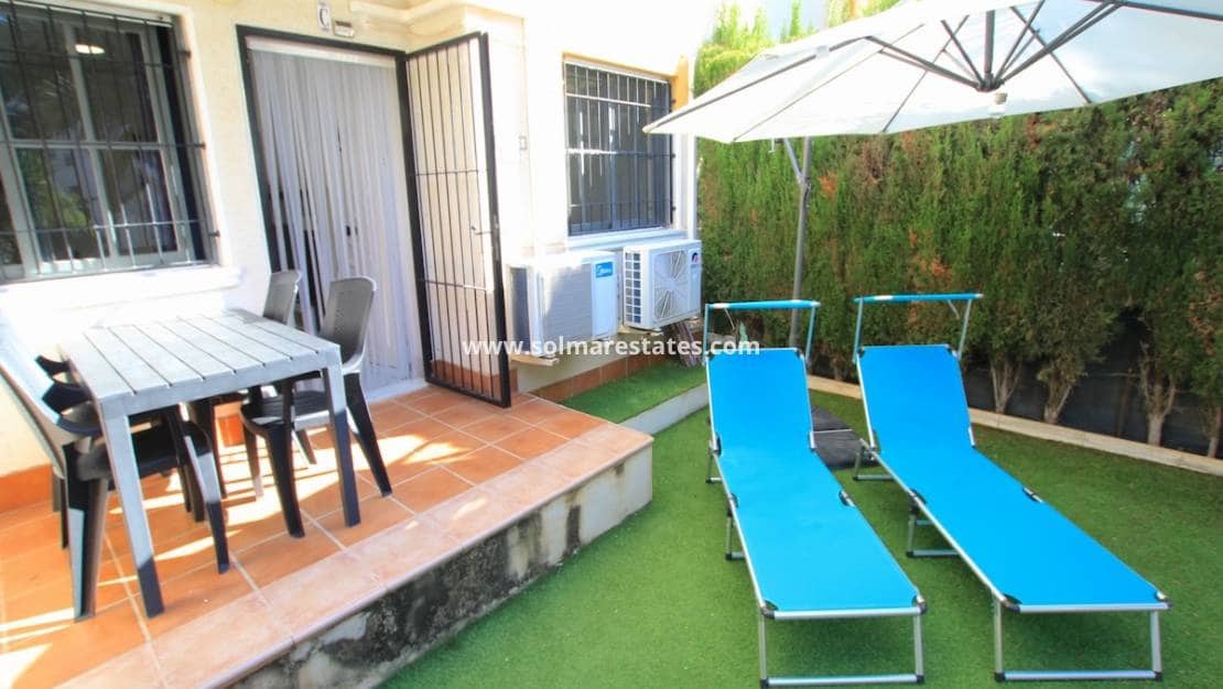 2 slaapkamer Appartement te koop in Punta Prima met zwembad - € 169.500 (Ref: 9369373)