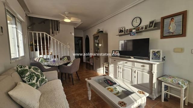 3 makuuhuone Bungalow myytävänä paikassa La Zenia, Orihuela mukana uima-altaan - 349 950 € (Ref: 9371179)