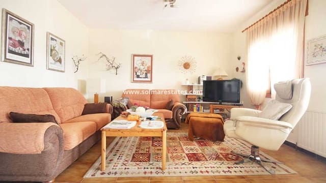 2 Zimmer Villa zu verkaufen in Villamartin, Orihuela mit Pool - 269.000 € (Ref: 9372264)