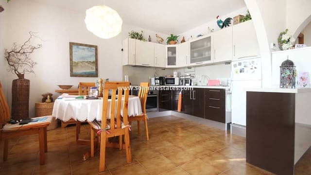 2 Zimmer Villa zu verkaufen in Villamartin, Orihuela mit Pool - 269.000 € (Ref: 9372264)