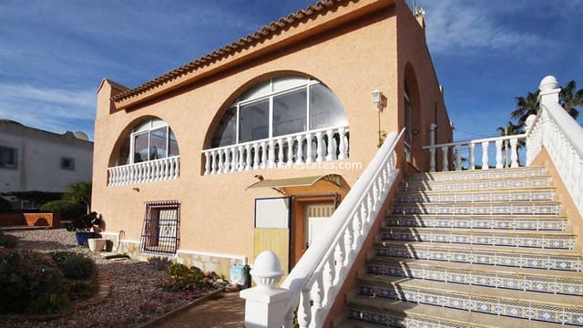 2 Zimmer Villa zu verkaufen in Villamartin, Orihuela mit Pool - 269.000 € (Ref: 9372264)