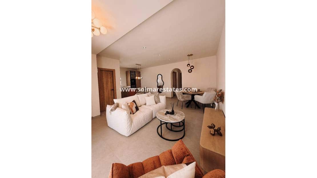 2 slaapkamer Villa te koop in Playa Flamenca met zwembad - € 379.000 (Ref: 9372266)