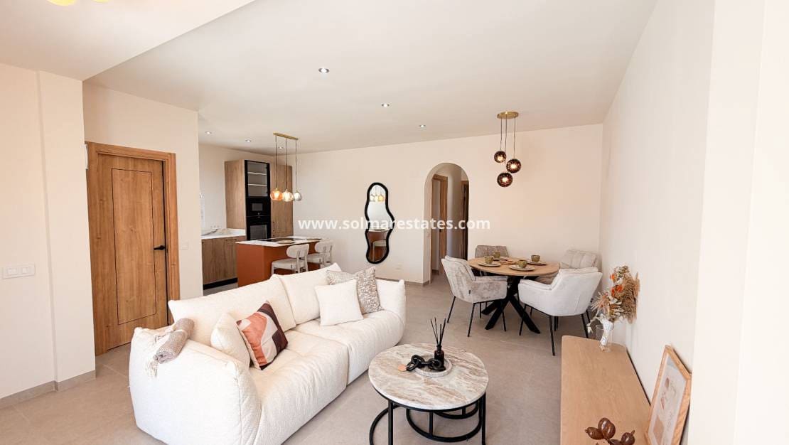 2 slaapkamer Villa te koop in Playa Flamenca met zwembad - € 379.000 (Ref: 9372266)